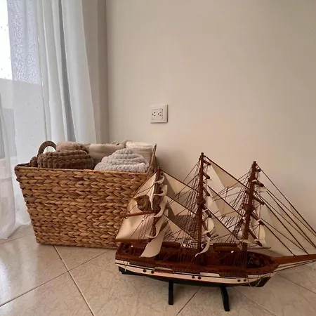 Apartamento Vista A El Mar En Cartagena, Laguito Apartamento *
