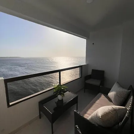 Apartamento Vista A El Mar En Cartagena, Laguito *